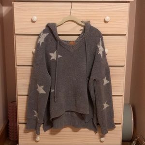 FUZZY STAR SWEATER